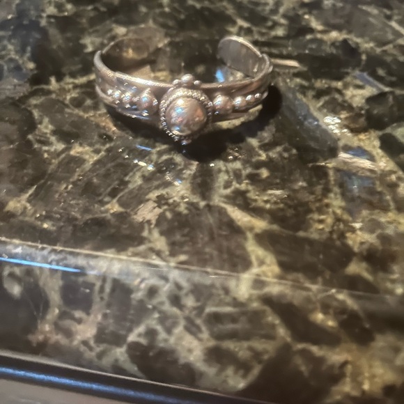 Signature David Dear Designer Cuff Bracelet. Solid 925 Sterling Silver, Size XS - Picture 12 of 16